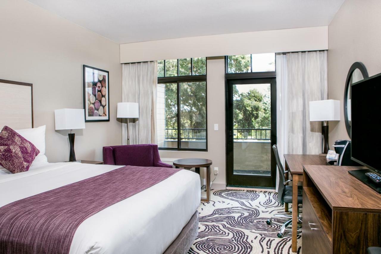 Hotel Siri Downtown - Paso Robles Exterior photo